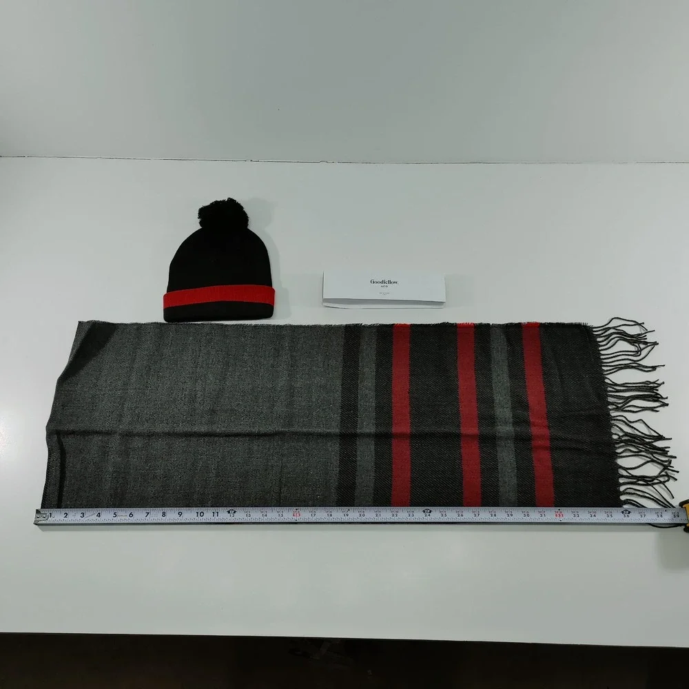 Goodfellow Co Mens Knit Beanie Hat and Scarf Set Black Red‎ Stripe Pom Pom